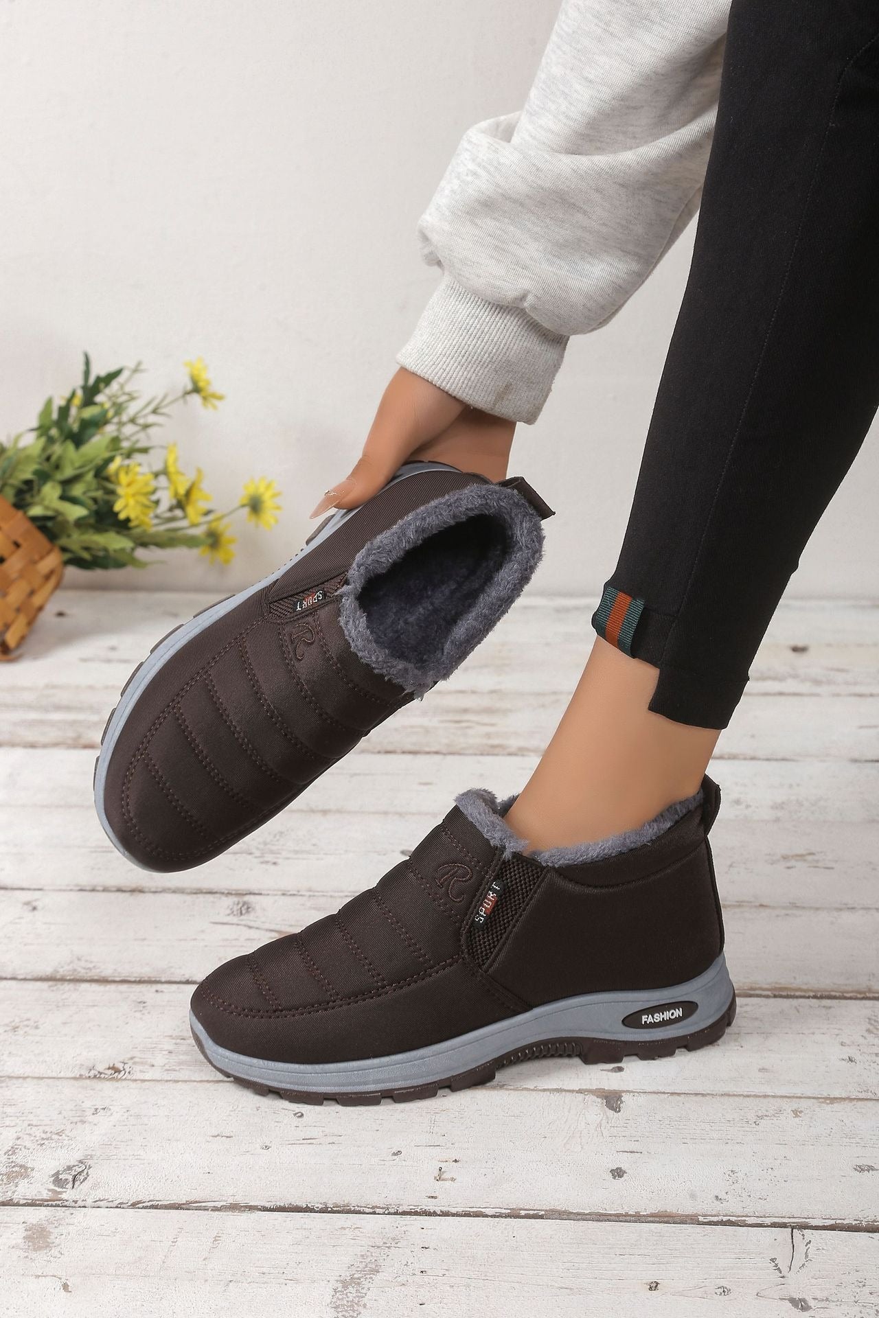 🔥【35-48】Unisex χειμερινές μπότες με βελούδινη επένδυση - ζεστές, άνετες και αντιολισθητικές για κρύο καιρό.