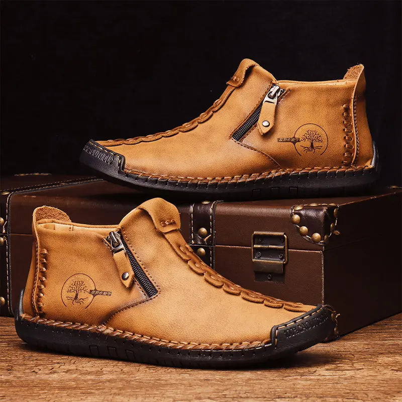 Oferta por tiempo limitado 🥾 Botas para hombre, hechas a mano con cuero genuino (tallas 38–48), con forro cómodo y diseño con cremallera: cálidas, cómodas y elegantes.