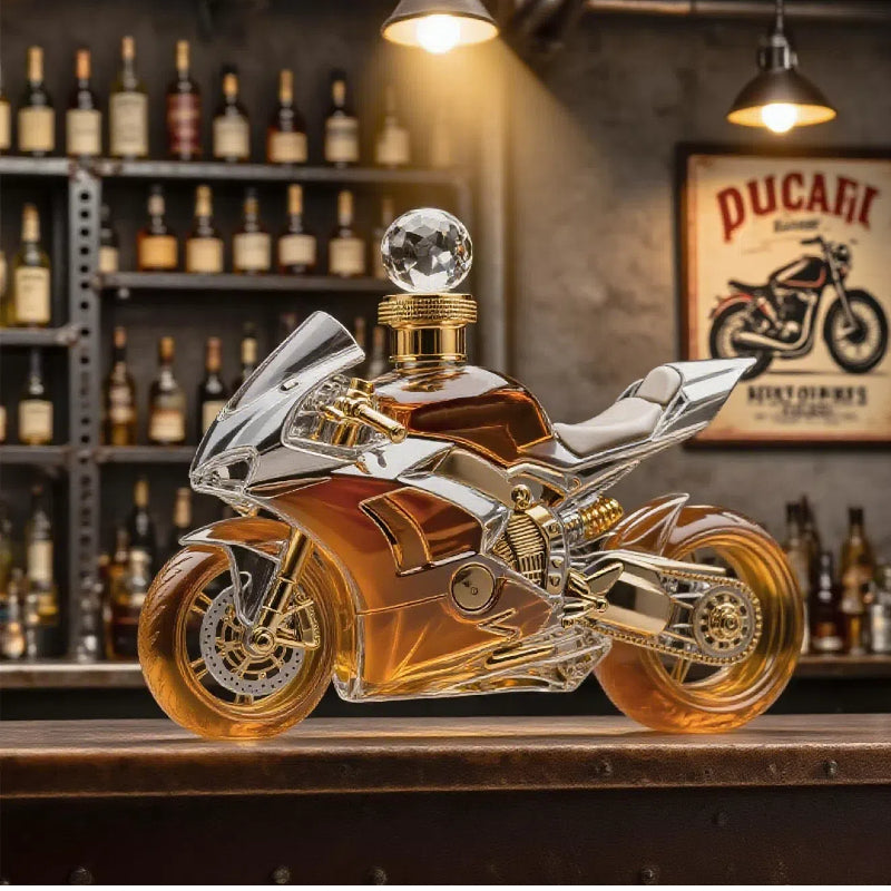 🏍️Sticlă creativă de sticlă | Sticlă de whisky interesantă în stil motociclist, realizată dintr-o sticlă